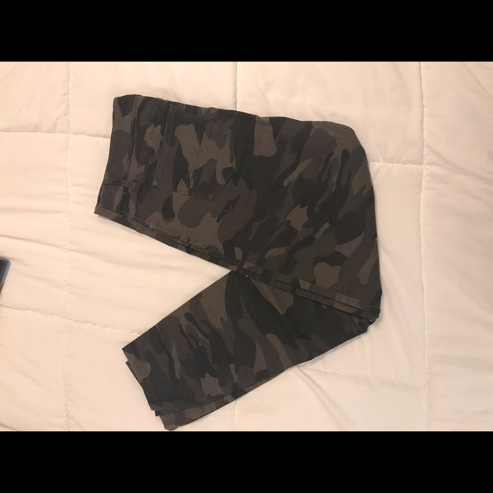 pants - Picture 2 of 4